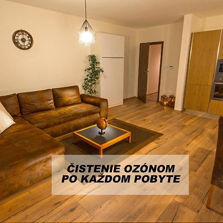 A-Partman Sk - Main Square - Private Parking - Mountain View - Top Floor - 82 M2 Poprad Luaran gambar