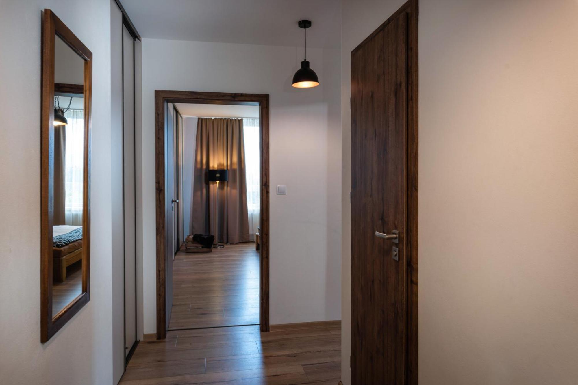 A-Partman Sk - Main Square - Private Parking - Mountain View - Top Floor - 82 M2 Poprad Luaran gambar
