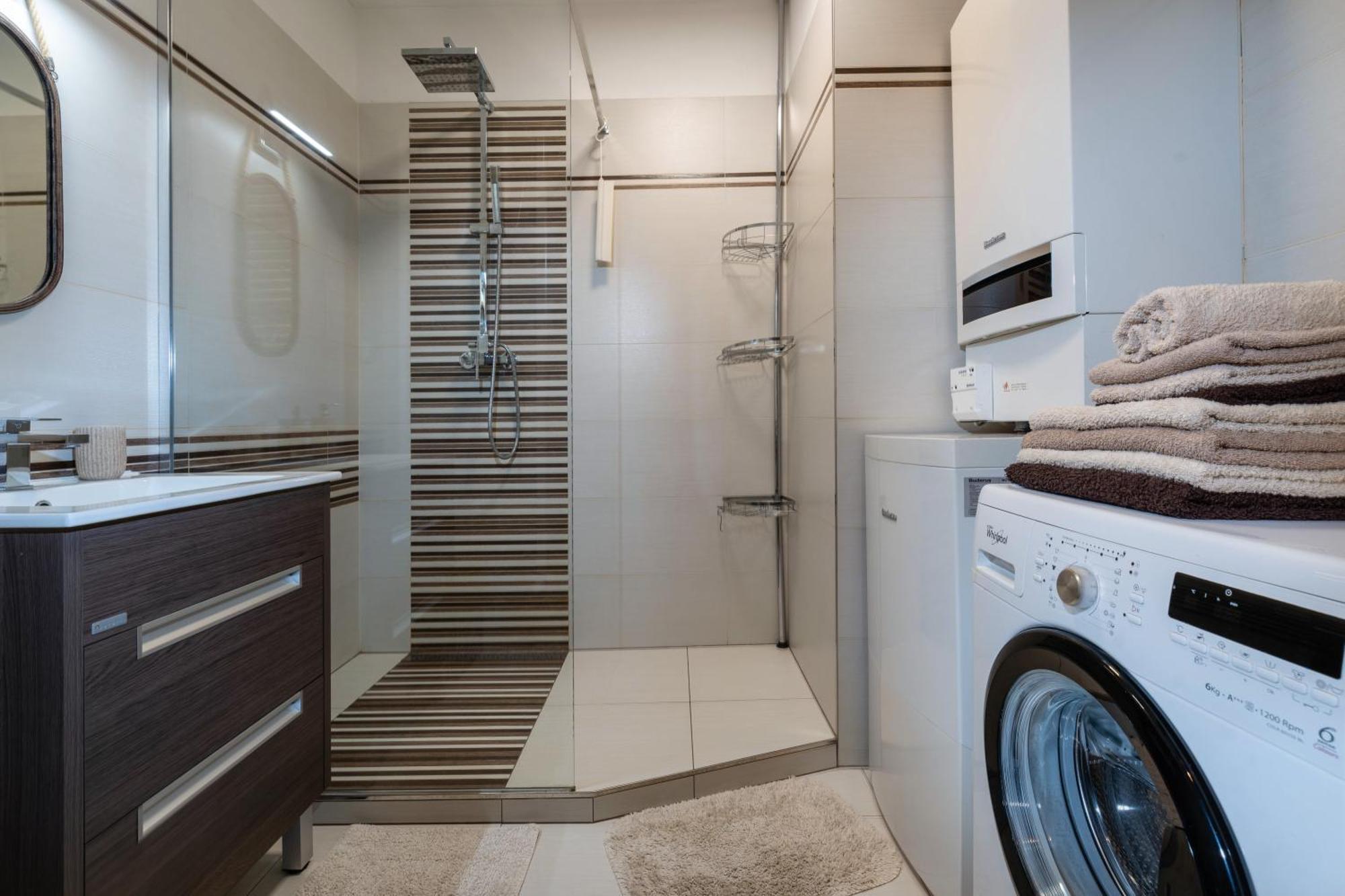 A-Partman Sk - Main Square - Private Parking - Mountain View - Top Floor - 82 M2 Poprad Luaran gambar