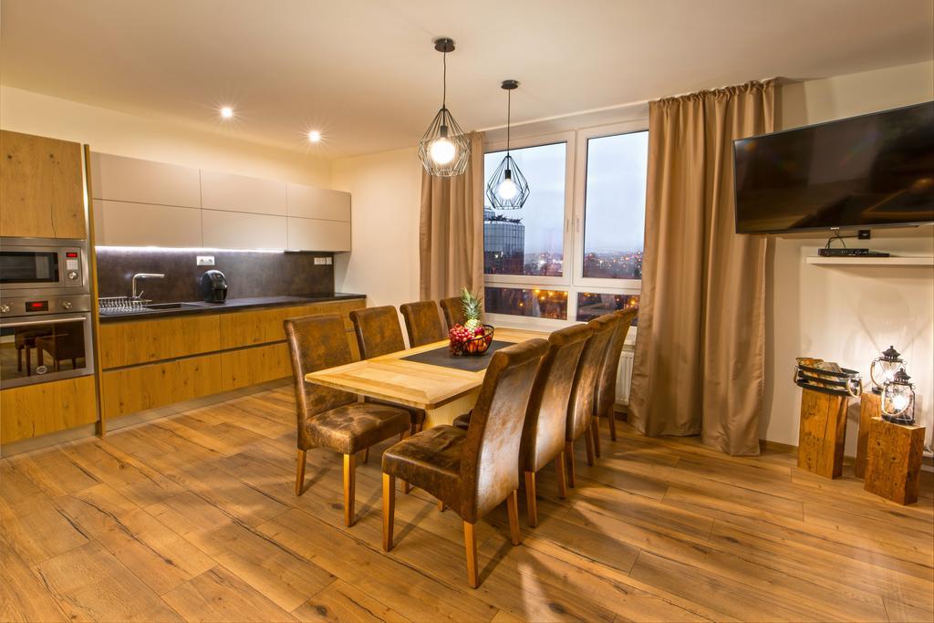 A-Partman Sk - Main Square - Private Parking - Mountain View - Top Floor - 82 M2 Poprad Luaran gambar